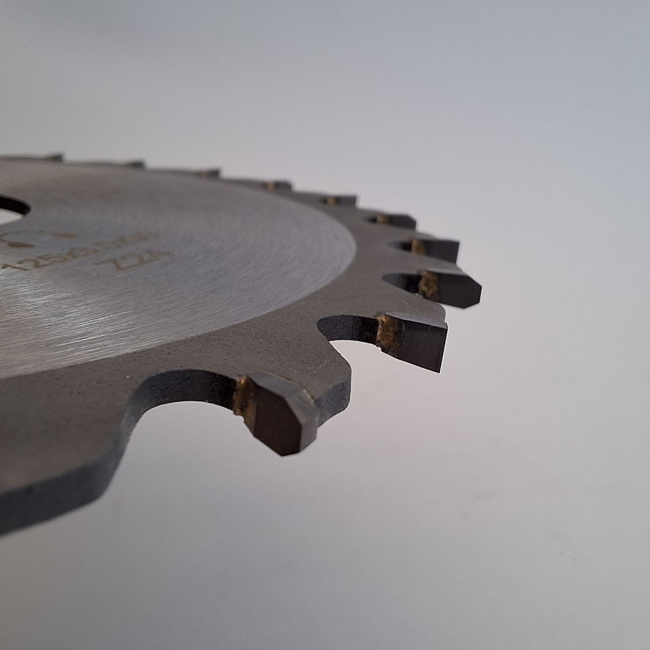 تیغه خطزن MDF نورلند NEVERLAND 125×3.0×30×24 | خطزن زیر تیغه دورکن - Image 2